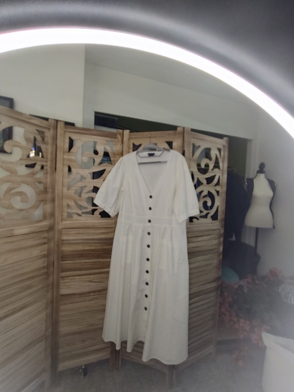 City Chic White V‑Neck Button Midi Dress NWOT